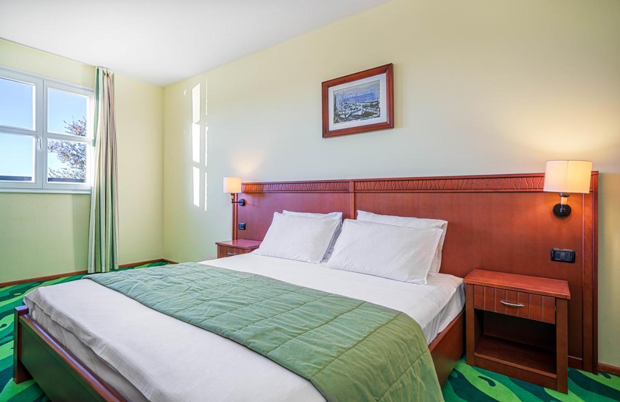 Hotel Vrata Krke Лозовац Экстерьер фото