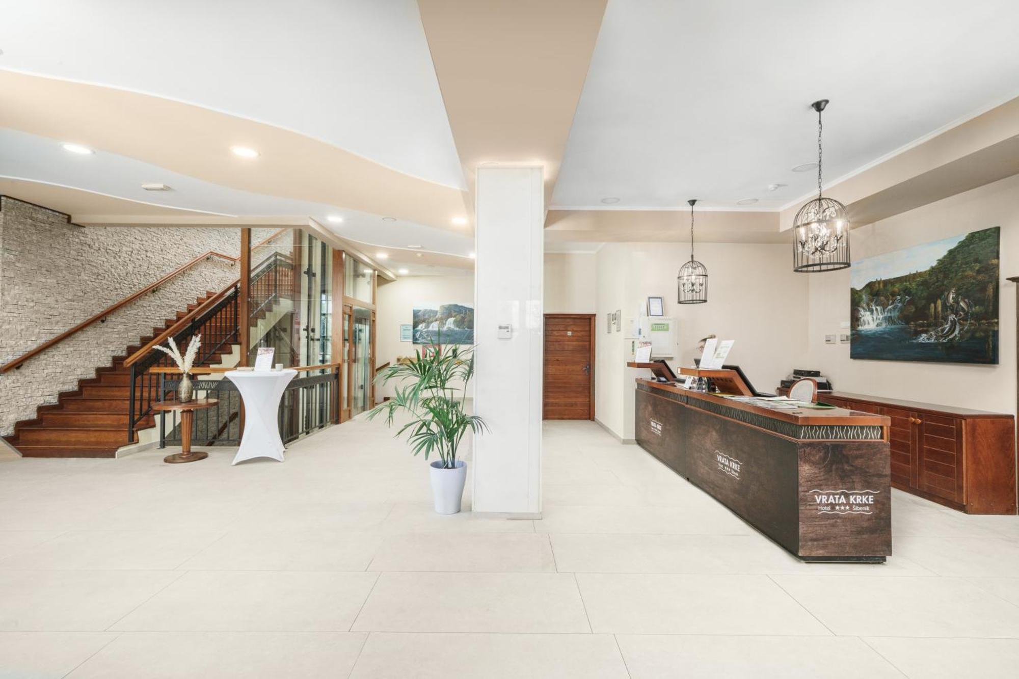 Hotel Vrata Krke Лозовац Экстерьер фото