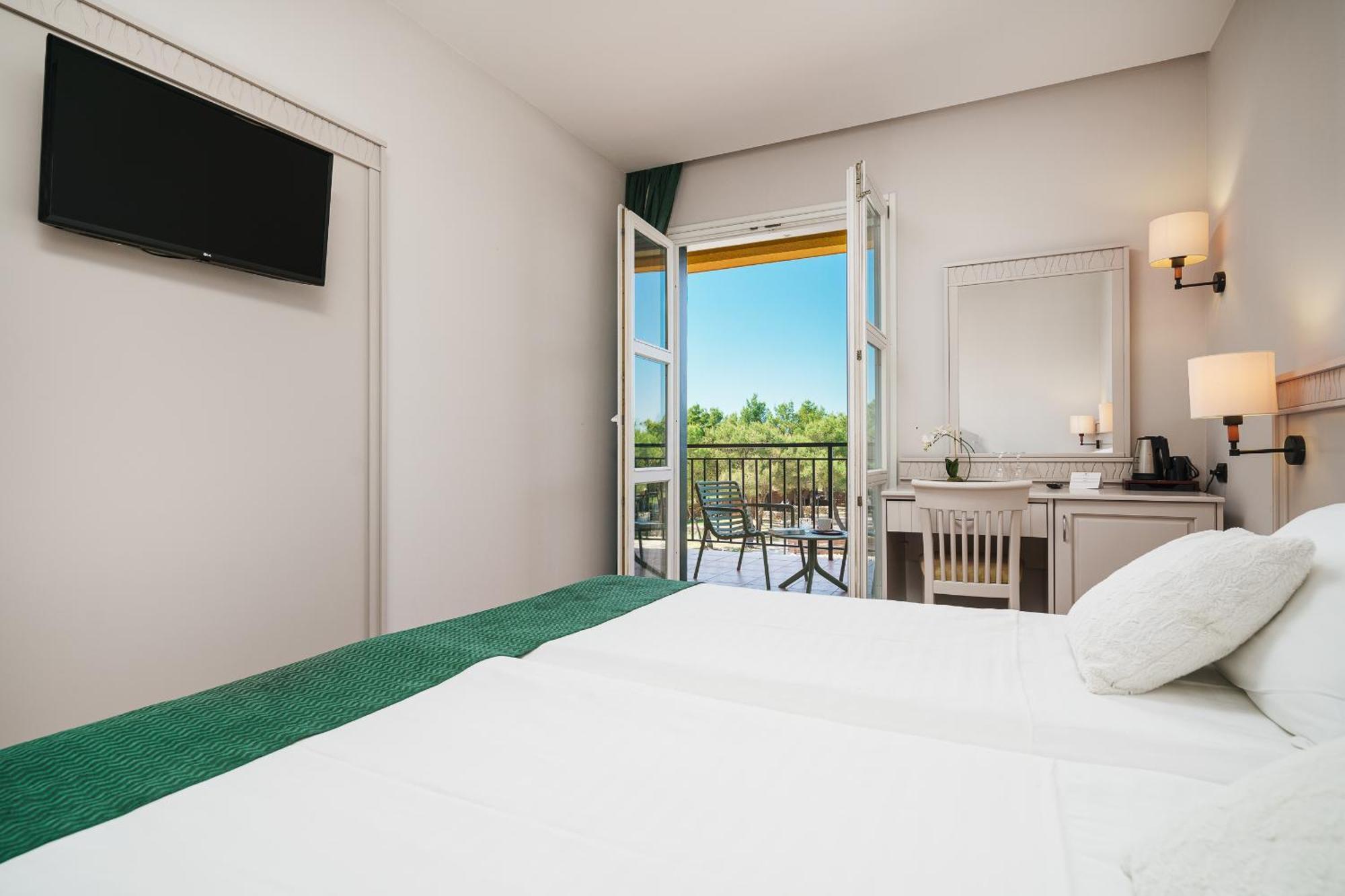 Hotel Vrata Krke Лозовац Экстерьер фото