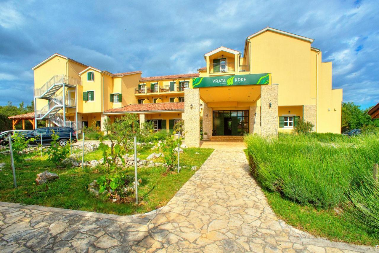 Hotel Vrata Krke Лозовац Экстерьер фото